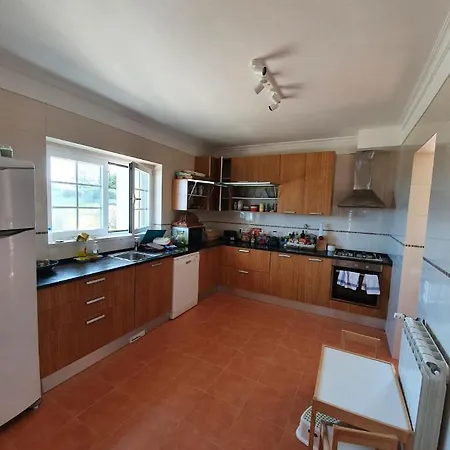 Lovely 4-Bed Villa In Colares * Adraga